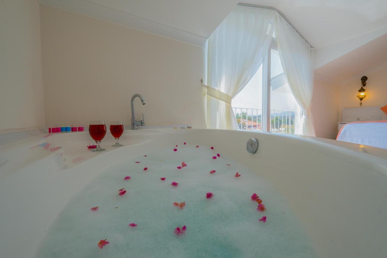 Infinity Beyaz Villa Fethiye Eksteriør bilde